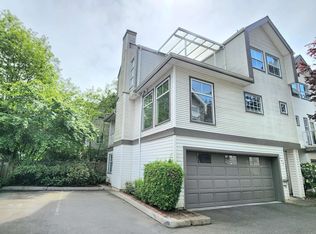 14188 103a Ave #805, Surrey, BC V3T 5S6