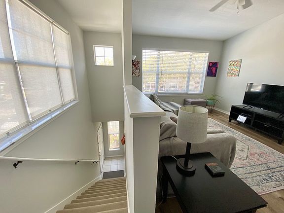 3rd image of 29213 Harbour Vista Cir #29213