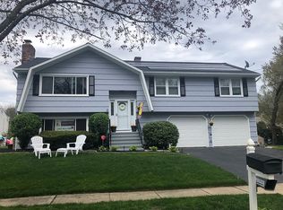 205 Topaz Pl, Stratford, CT 06614