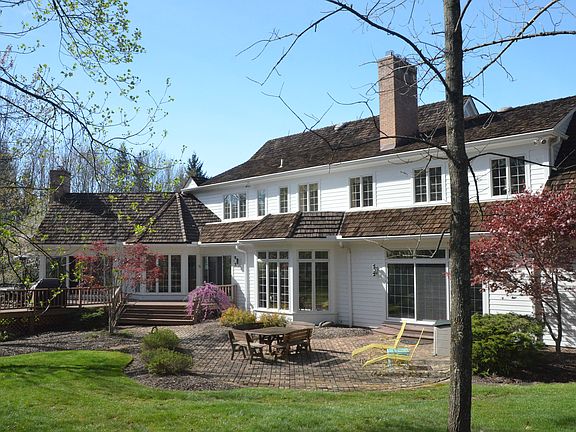 2nd image of 7775 Thistle Ln