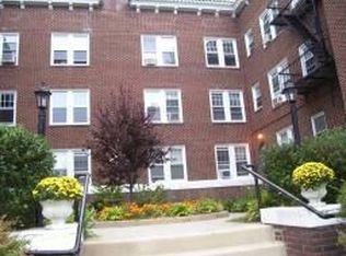 2 Altamont Ct #6, Morristown, NJ 07960