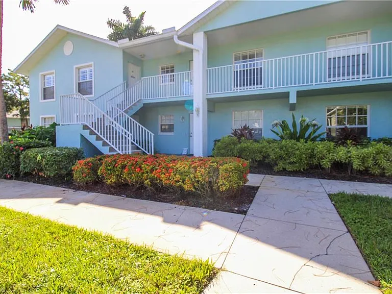 28280 Pine Haven Way #93 — Photo 4