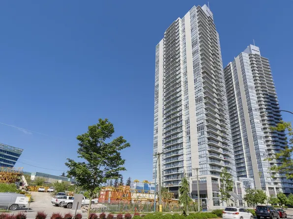 13688 100th Ave #1103, Surrey, BC V3T 0G5