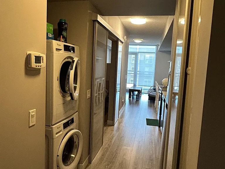 250 Albert St #505 — Photo 2