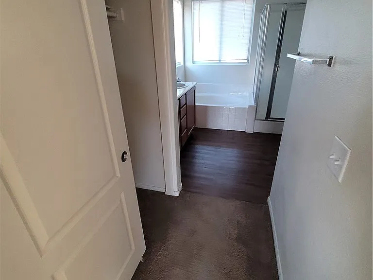 731 Emerald Idol Pl — Photo 43