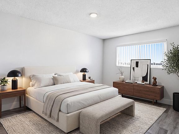 4th image of 1440 2nd Ave #8