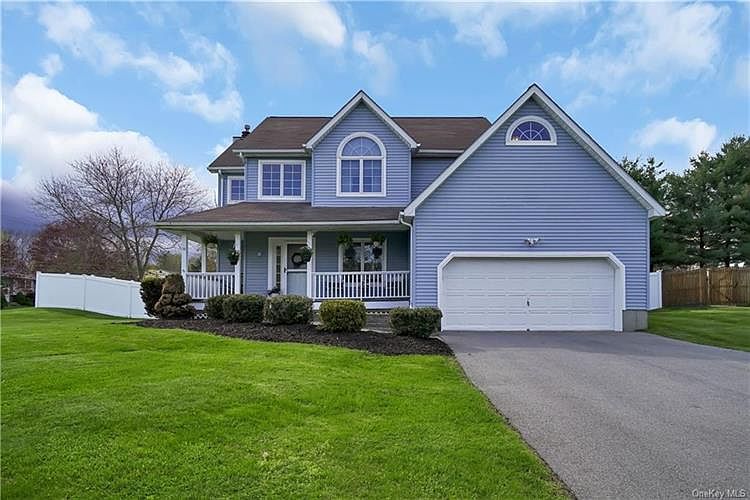 1st image of 105 Winchester Dr