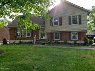 6908 S Watterson Trl, Louisville, KY 40291