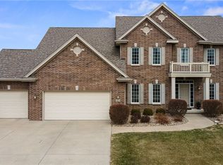 15103 Maple Dr, Urbandale, IA 50323