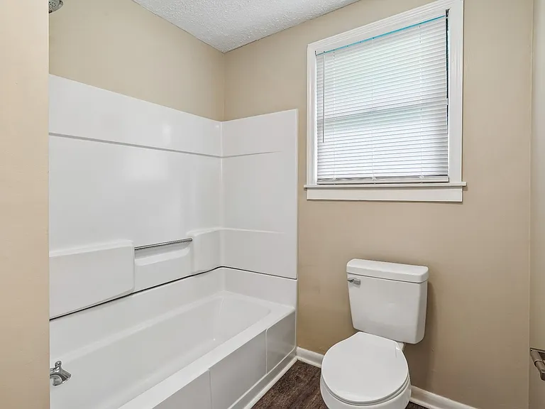 927 Oak Vale — Photo 14