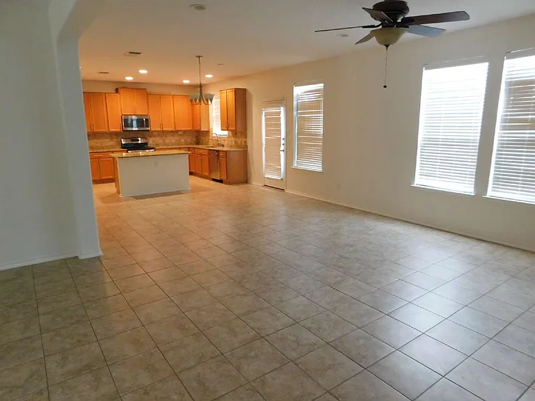 20719 Cape Coral — Photo 9