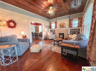 708 N Lamar Ave, Cameron, TX 76520