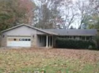 3665 Dogwood Dr, Powder Springs, GA 30127