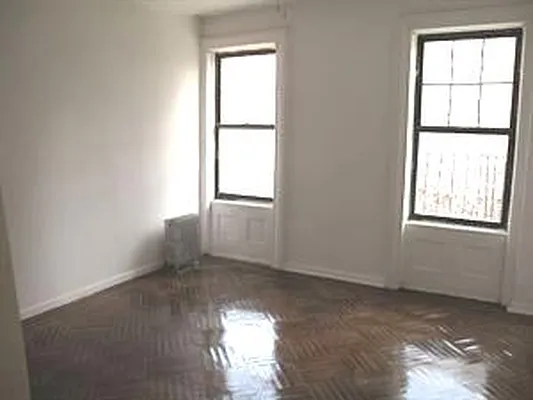 Rented by Douglas Elliman | media 18