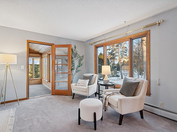 5th image of 4046 Xerxes Ave S