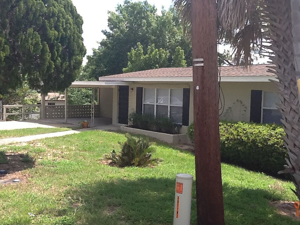 2nd image of 1219 East Ave