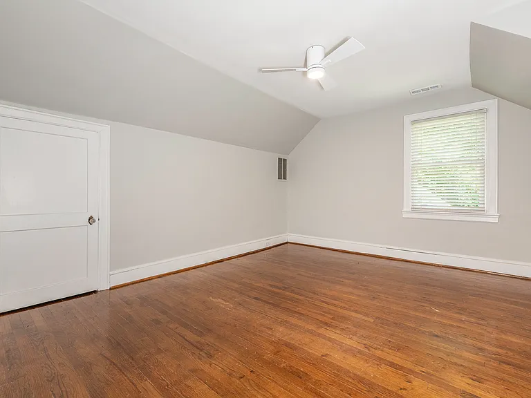 4001 Churchill Rd — Photo 37