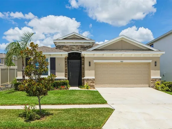 9845 Shoreline View Way, Wesley Chapel, FL 33545