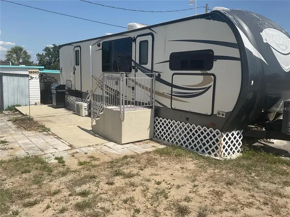 38043 Bluebird Cir, Leesburg, FL 34788