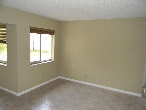 3rd image of 4695 Sable Pine Cir #2