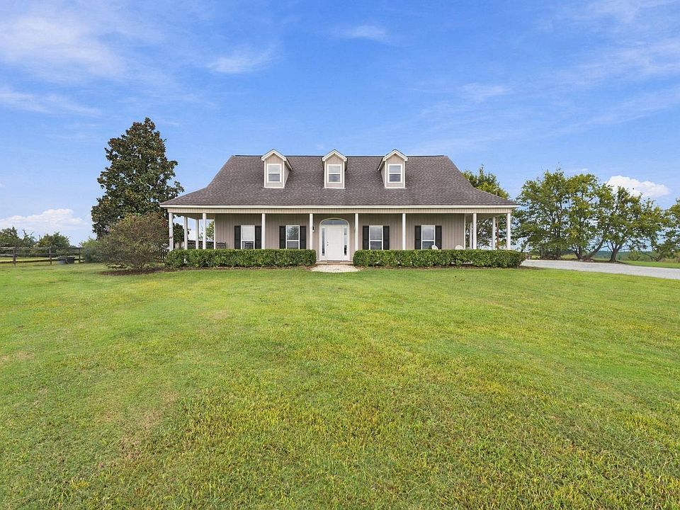 1st image of 568 Windhaven Rd