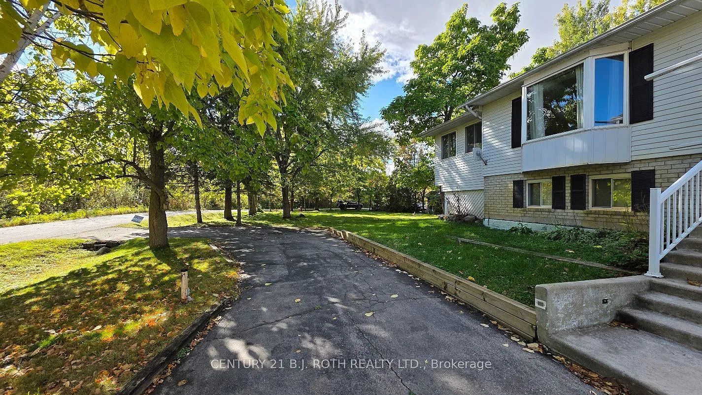 3 bed, $2,800 — Photo 2