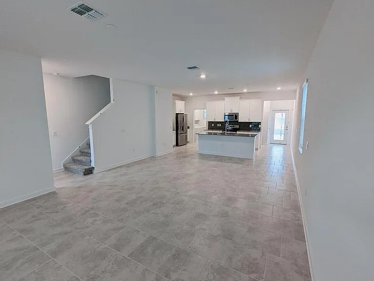 2975 Addison Blvd — Photo 9