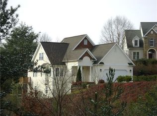 6 Devonshire Dr, Weaverville, NC 28787