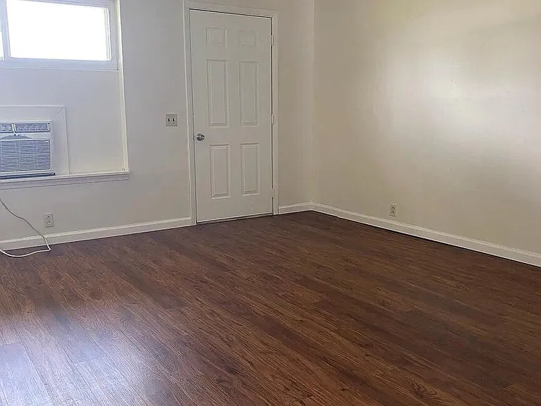 211 Smith Rd #211B — Photo 9