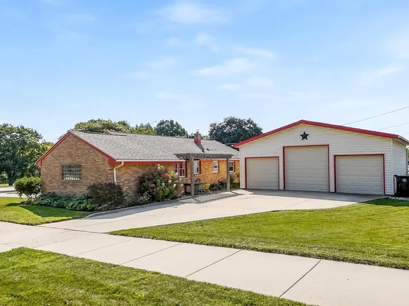 5803 South Lake DRIVE, Cudahy, WI 53110