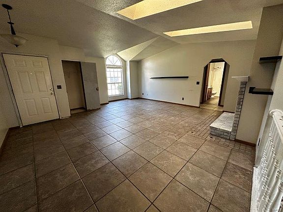 3rd image of 1868 Kingsford Dr