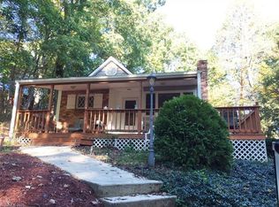 33 Laurel Rd, Arden, NC 28704