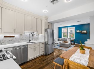 464 Hanover St APT 7, Boston, MA 02113