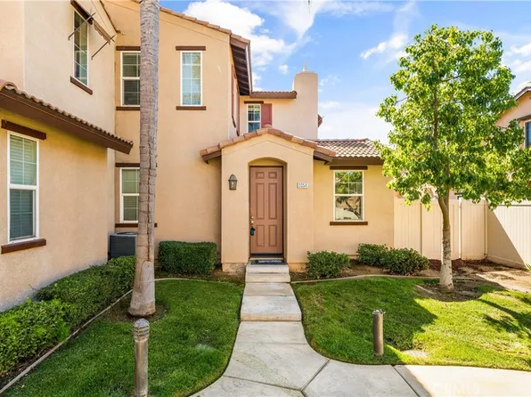 3354 Evening Mist Ln, Perris, CA 92571