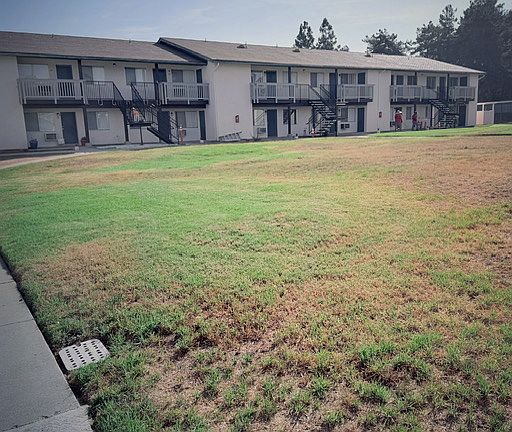4th image of 1040 S Hale Ave #1ad83c76a
