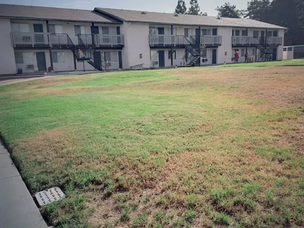 Whispering Pines Apartments, 1040 S Hale Ave #1ad83c76a, Escondido, CA 92029