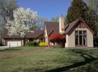 1009 Gillespie Pl, Garden City, KS 67846