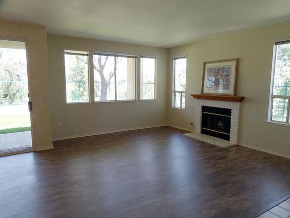 3rd image of 405 Huyler Ln Unit A