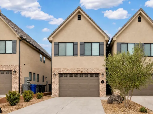 960 Heritage Dr #52, Santa Clara, UT 84765