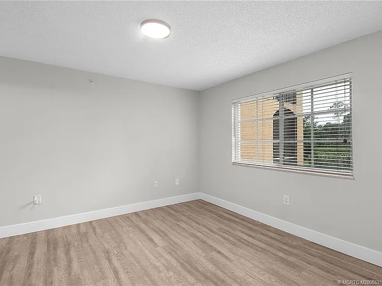 3765 NW Mediterranean Ln — Photo 21
