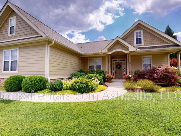 18 Spelter St, Hendersonville, NC 28792