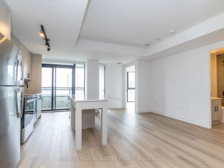 785 Dovercourt Rd #1105 — Photo 8