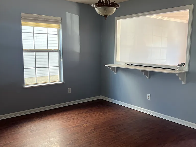 109 Chapelwood Dr — Photo 5