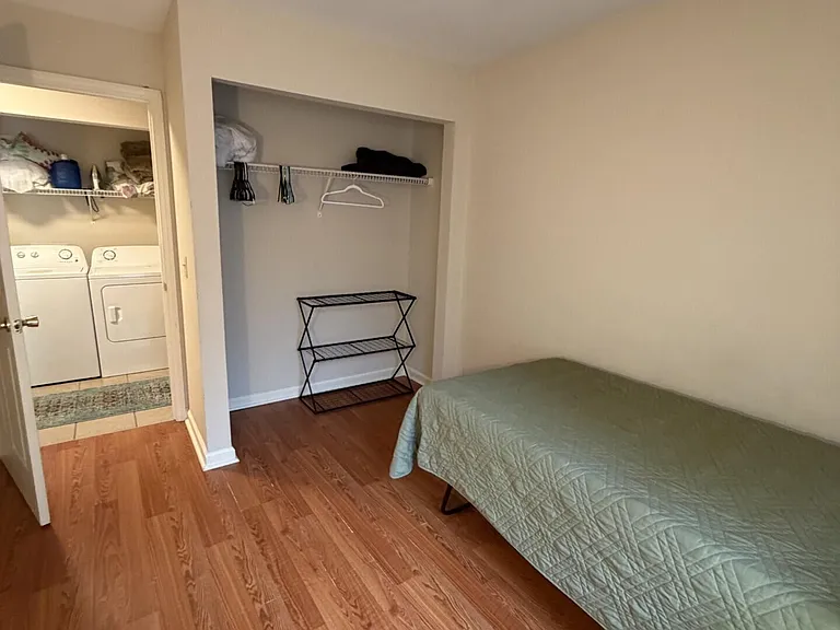 261 Simpson Ave #127 — Photo 17