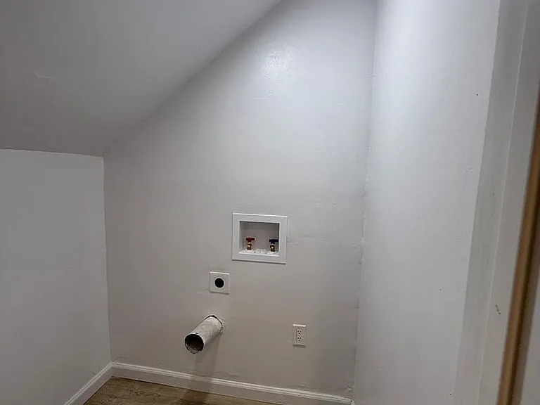 13952 Moorpark Ave — Photo 17