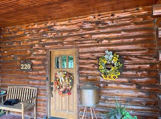 220 N Elm St, Stanberry, MO 64489