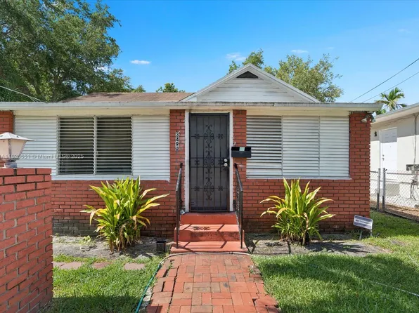 3490 Charles Ave, Miami, FL 33133