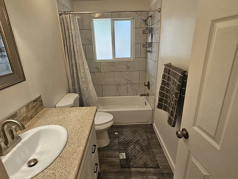 189 E 7615 S — Photo 12