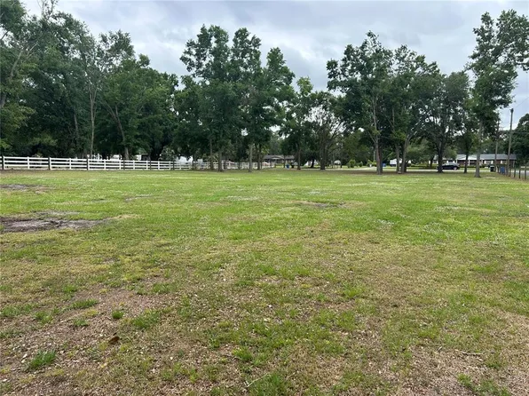 3700 Joe Sanchez Rd, Plant City, FL 33565