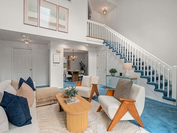 5th image of 21 Indian Cove Way Unit 21